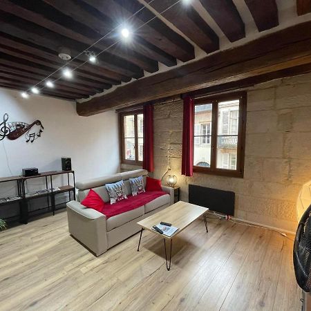 Appartements Chez Delphine Et Guillaume Au Coeur De Semur En Auxois ภายนอก รูปภาพ