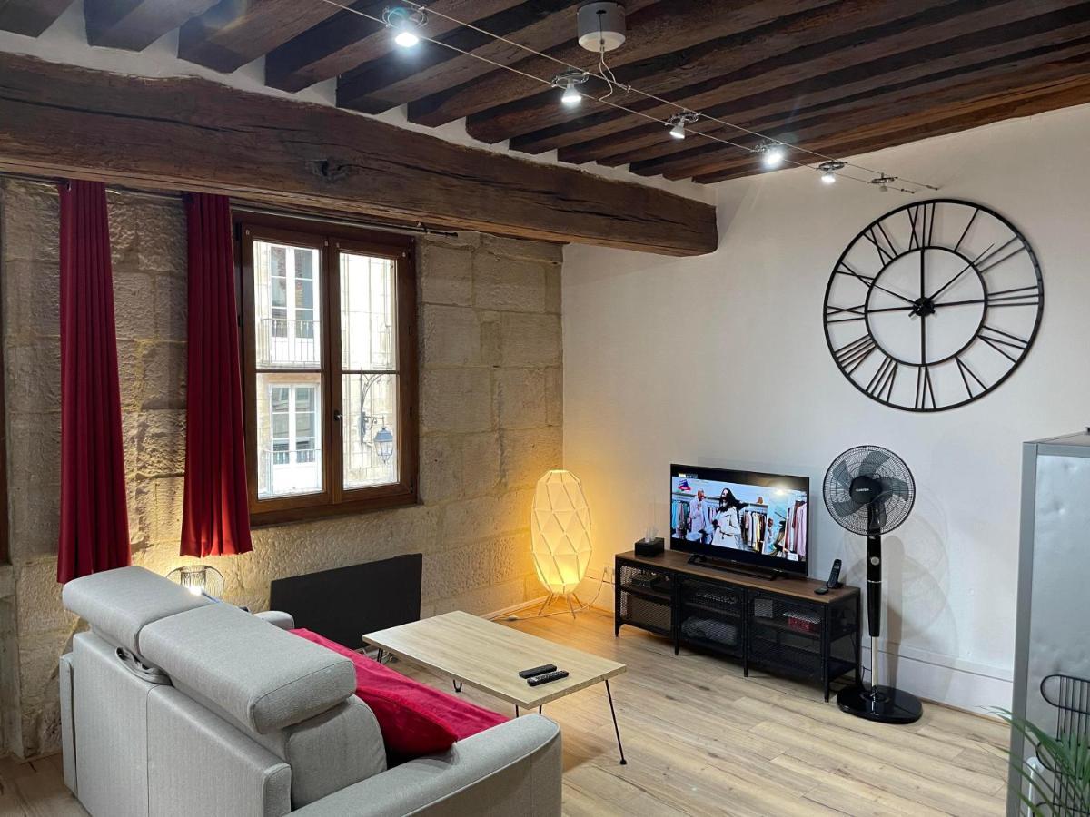 Appartements Chez Delphine Et Guillaume Au Coeur De Semur En Auxois ภายนอก รูปภาพ